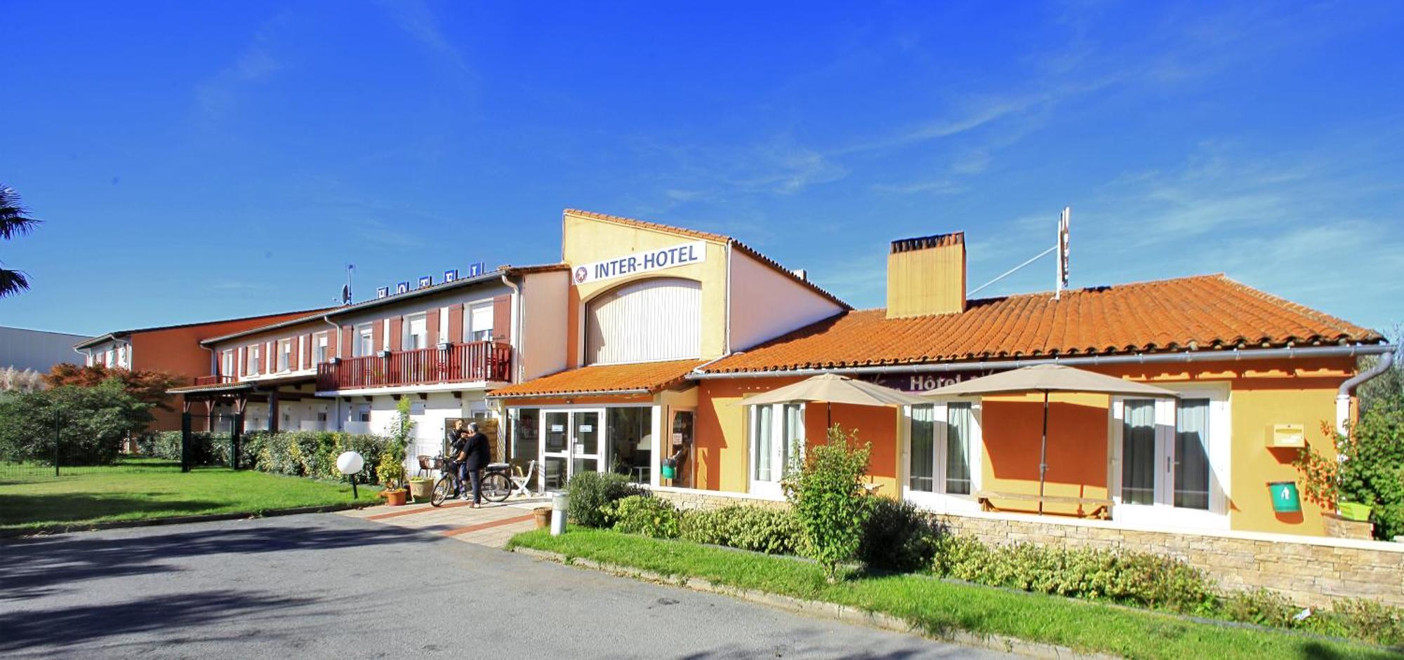 Contact Hotel O'Nice Saintes Zewnętrze zdjęcie