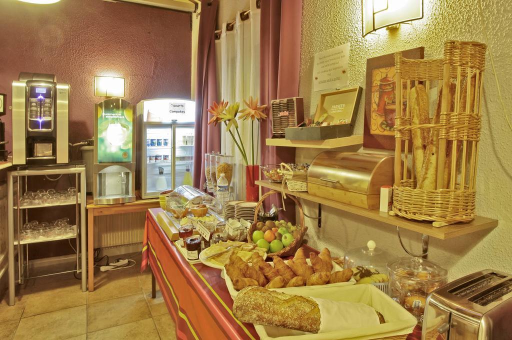 Contact Hotel O'Nice Saintes Zewnętrze zdjęcie