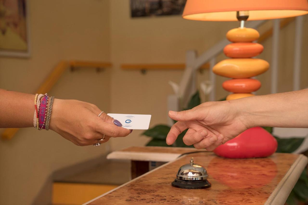 Contact Hotel O'Nice Saintes Zewnętrze zdjęcie